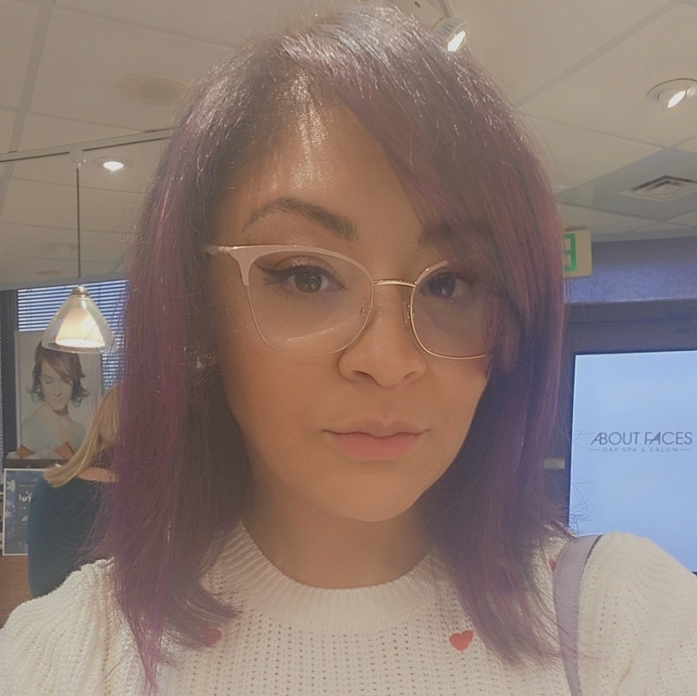 Meet your Posher, Nina